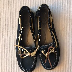 Black polka dot Sperrys